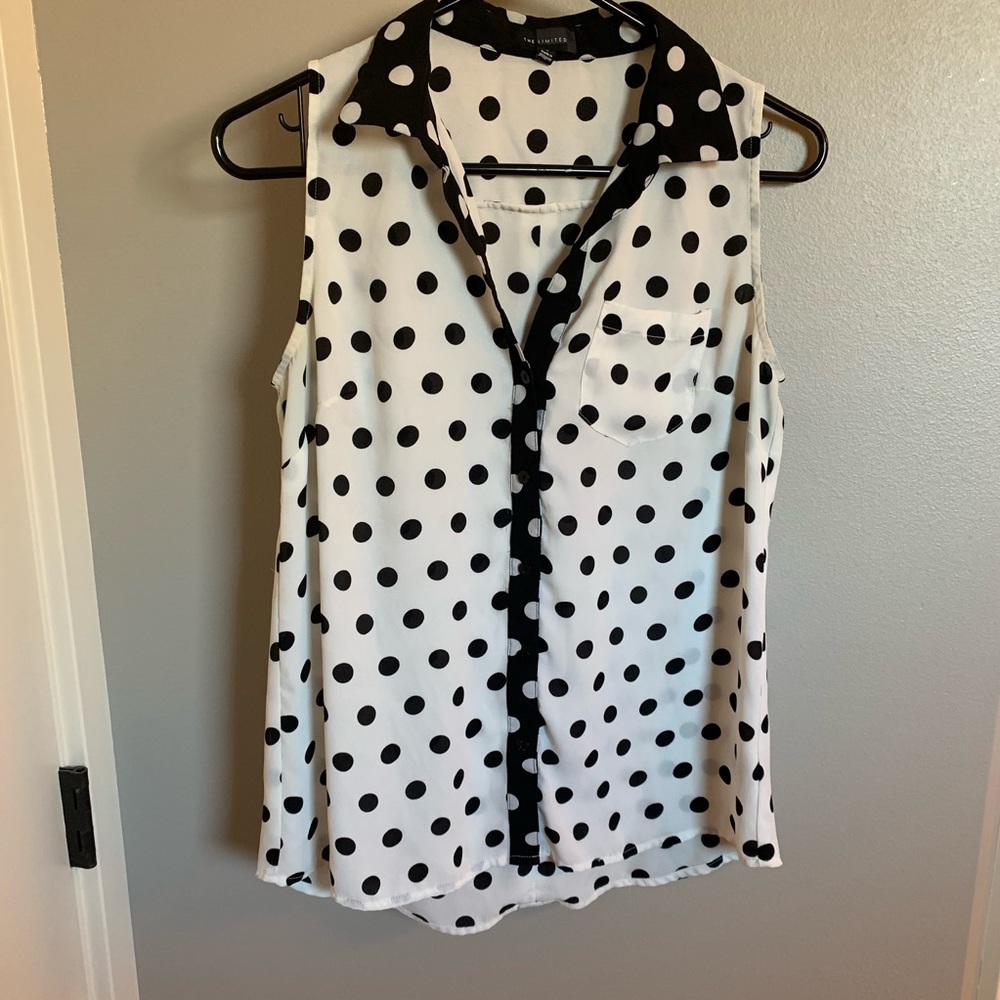 Polka dot sleeveless blouse